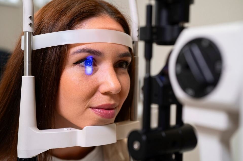 iris depigmentation surgery